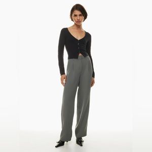 ARITZIA Wilfred Effortless Pant in grey NWOT